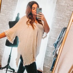 DAMSEL IN DISTRESS TOP